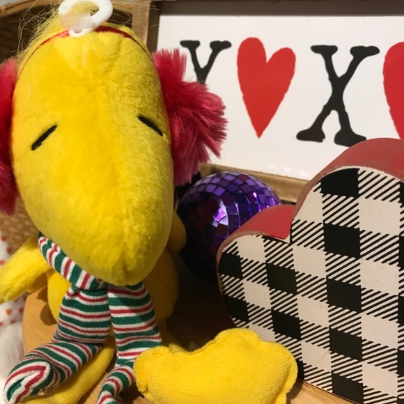 Woodstock Adorable Dressed For The Cold FINAL SALE - Picture 5 of 5